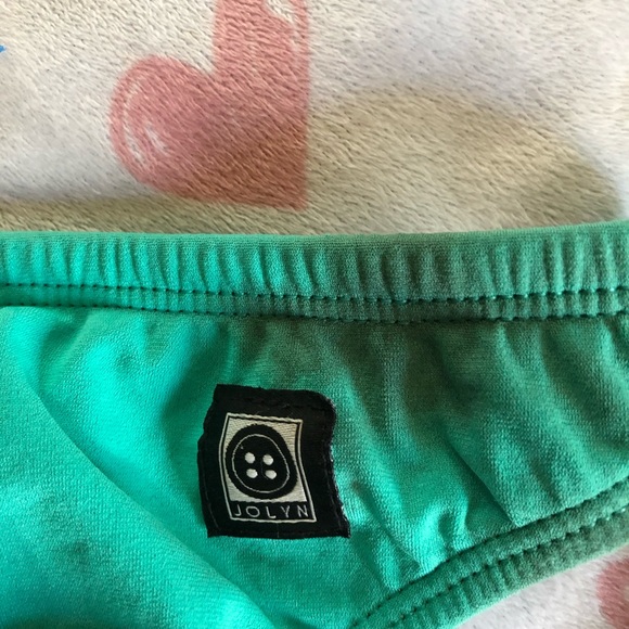 Used - Picture 4 of 4